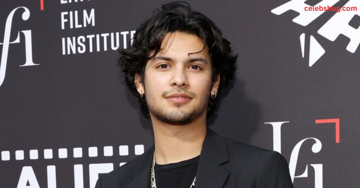 Xolo Mariduena Height: Biography, Age, Career, Net Worth, Girlfriend & More